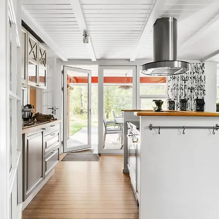 Regnspoven Romo Ix بيت للعطل